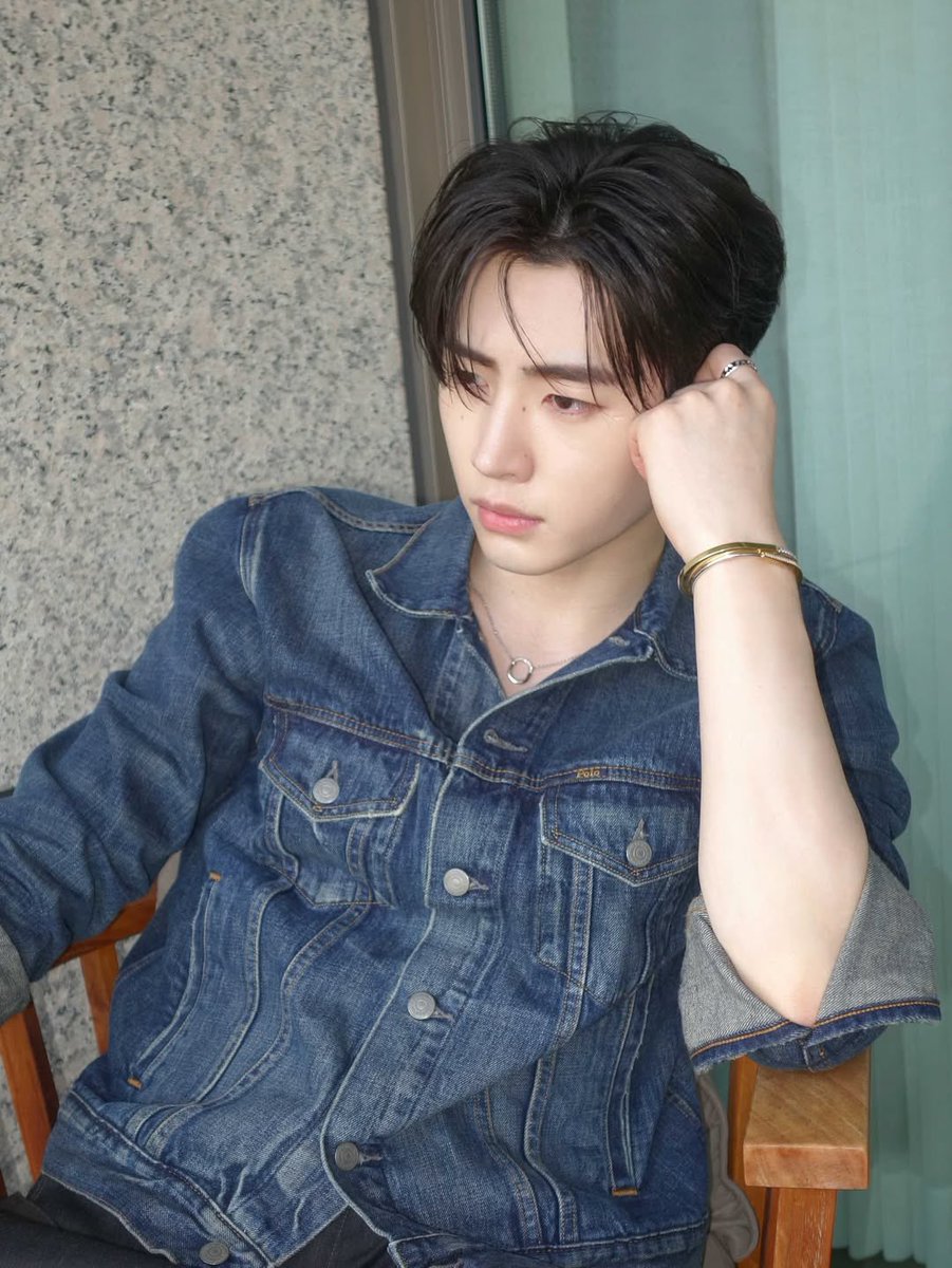 (2/3)

<a href="/ENHYPEN_members/">ENHYPEN</a> <a href="/ENHYPEN/">ENHYPEN OFFICIAL</a> #ENHYPEN #엔하이픈 #SUNGHOON #성훈