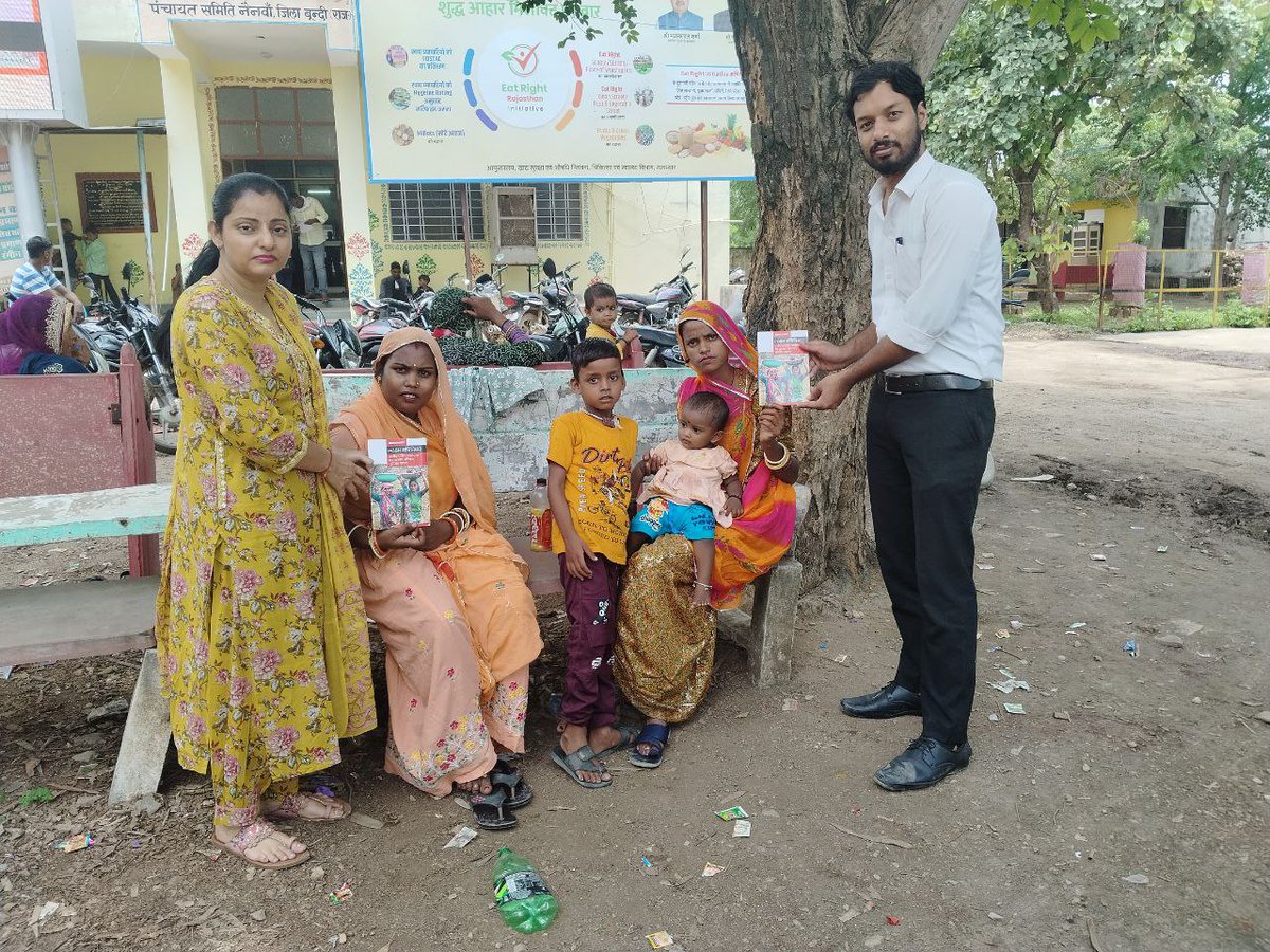 Zaheer Alam (@zaheeralam_tkd) on Twitter photo 🌼 Empowering Women Where They Work 🌼
As part of the #POSHAct awareness campaign, dedicated efforts continue in #Bundi — reaching women workers at their workplaces to educate, protect, safe, dignified & equitable workspaces. <a href="/sndeep/">Sandeep Chachra</a>
<a href="/sion_kongari/">sion.kongari</a>
<a href="/ActionAidIndia/">ActionAid Association</a> <a href="/DmBundii/">District Collector & District Magistrate, Bundi</a> 🌼 Empowering Women Where They Work 🌼
As part of the #POSHAct awareness campaign, dedicated efforts continue in #Bundi — reaching women workers at their workplaces to educate, protect, safe, dignified & equitable workspaces. <a href="/sndeep/">Sandeep Chachra</a>
<a href="/sion_kongari/">sion.kongari</a>
<a href="/ActionAidIndia/">ActionAid Association</a> <a href="/DmBundii/">District Collector & District Magistrate, Bundi</a>