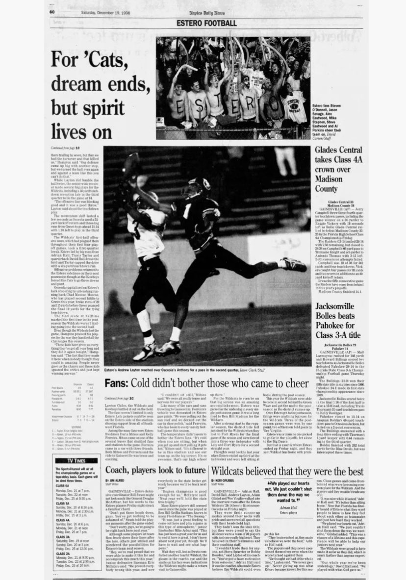 1998 Team ✊ What a special group of players and coaches. In select company. We work every day to make you proud. ❤️💙🏈