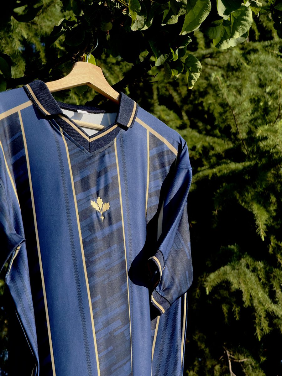 Paradise &amp; Gold Blue 🔥

Hangisini tercih edersin? 

Hemen sipariş vermek için: sporsweat.com ⚡️