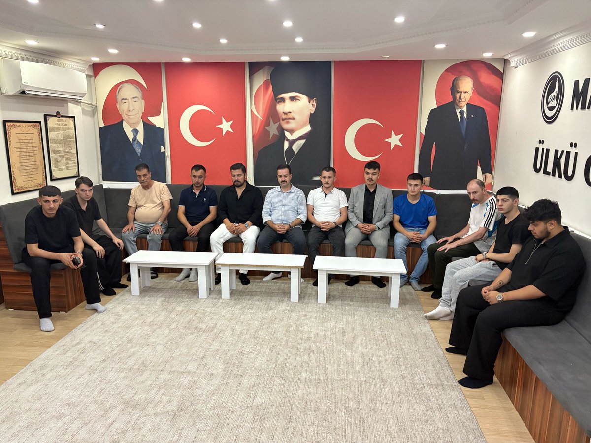 Maltepe Ülkü Ocakları (@maltepeocak34) on Twitter photo Maltepe Ülkü Ocakları olarak her hafta düzenlediğimiz Kuran-ı Kerim Tilavetimiz gerçekleşmiştir. Okumuş olduğumuz Kuran-ı Kerimi Tüm Şehitlerimizin aziz ruhuna hediye ettik. Allah rahmet eylesin.
<a href="/Yasindemir96/">Yasin Demir</a> Maltepe Ülkü Ocakları olarak her hafta düzenlediğimiz Kuran-ı Kerim Tilavetimiz gerçekleşmiştir. Okumuş olduğumuz Kuran-ı Kerimi Tüm Şehitlerimizin aziz ruhuna hediye ettik. Allah rahmet eylesin.
<a href="/Yasindemir96/">Yasin Demir</a>