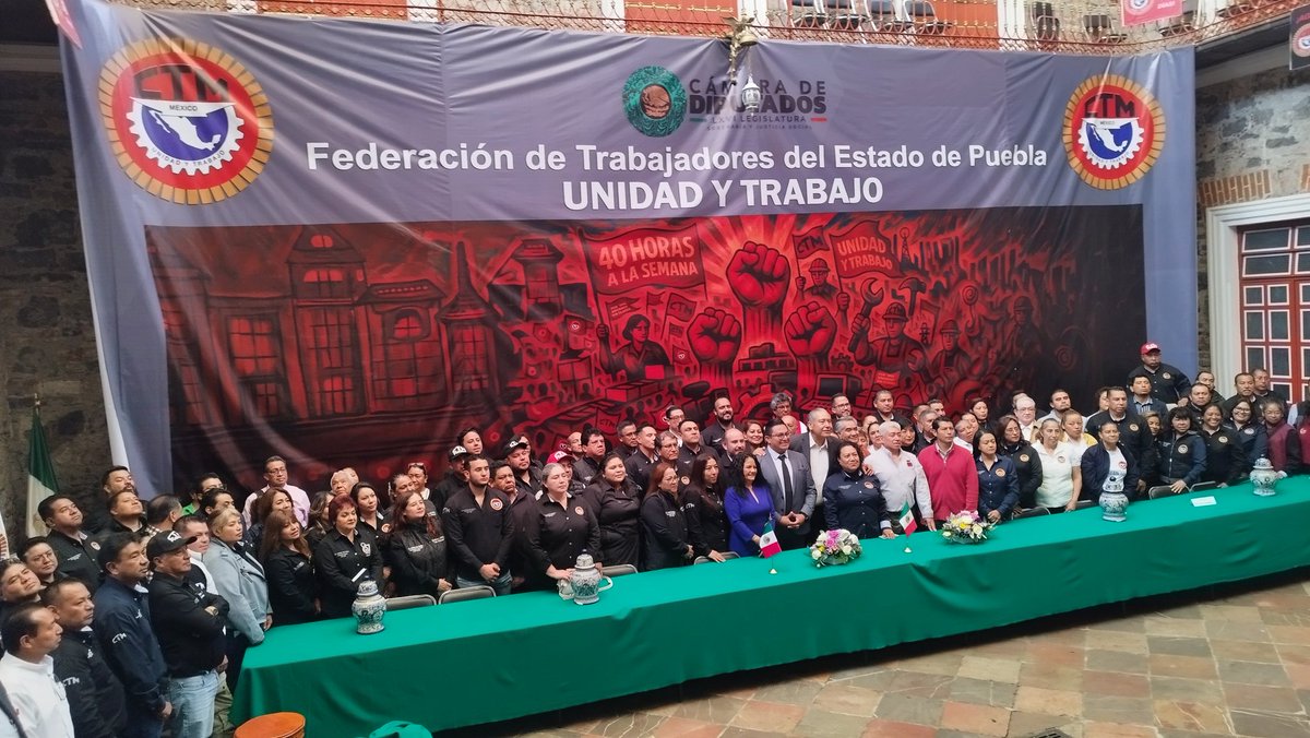 AliadosPuebla (@aliadospuebla) on Twitter photo El poder laboral de las mujeres es reconocido en la <a href="/CTMPuebla/">CTM_FTPuebla</a> justicia laboral igualitaria, jornada de 40 horas con pago de 56 está en marcha.
<a href="/leobardosoto/">Leobardo Soto</a> #AliadosPuebla El poder laboral de las mujeres es reconocido en la <a href="/CTMPuebla/">CTM_FTPuebla</a> justicia laboral igualitaria, jornada de 40 horas con pago de 56 está en marcha.
<a href="/leobardosoto/">Leobardo Soto</a> #AliadosPuebla