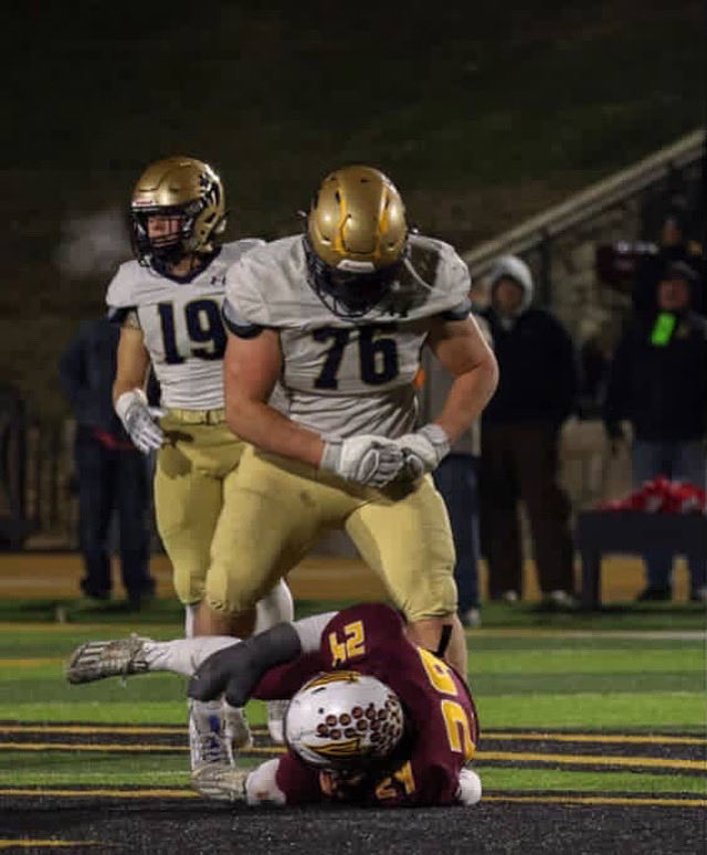 SIK Pre-Season Player to Watch: Saint Thomas Aquinas (5A) standout Stephen Carroll had a breakout junior season, and is expecting big things this fall. The 6’1”, 275-pound right guard has been a varsity starter since his freshman year and has racked up elite honors. Carroll was