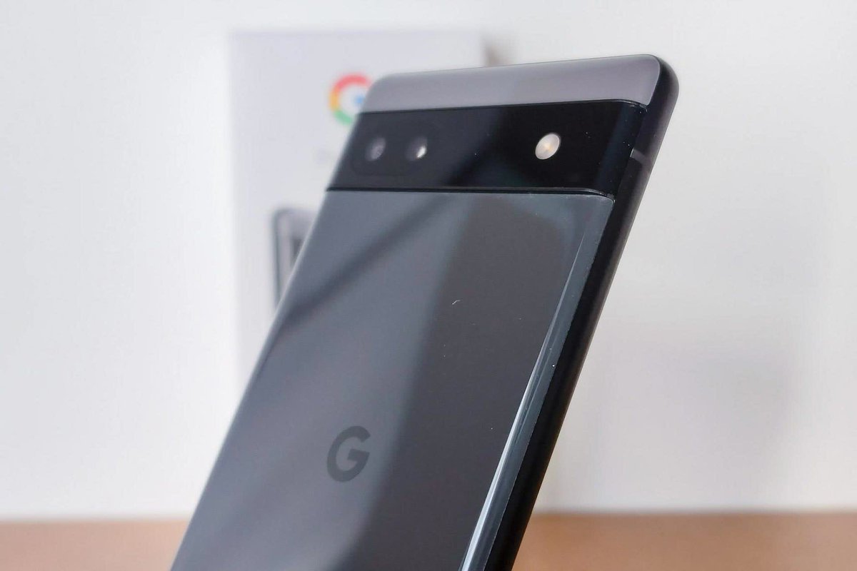 Pixel 6a : la mise à jour Google que vous ne pouvez pas refuser (et qui réduit l'autonomie) journaldugeek.com/2025/07/10/pix…