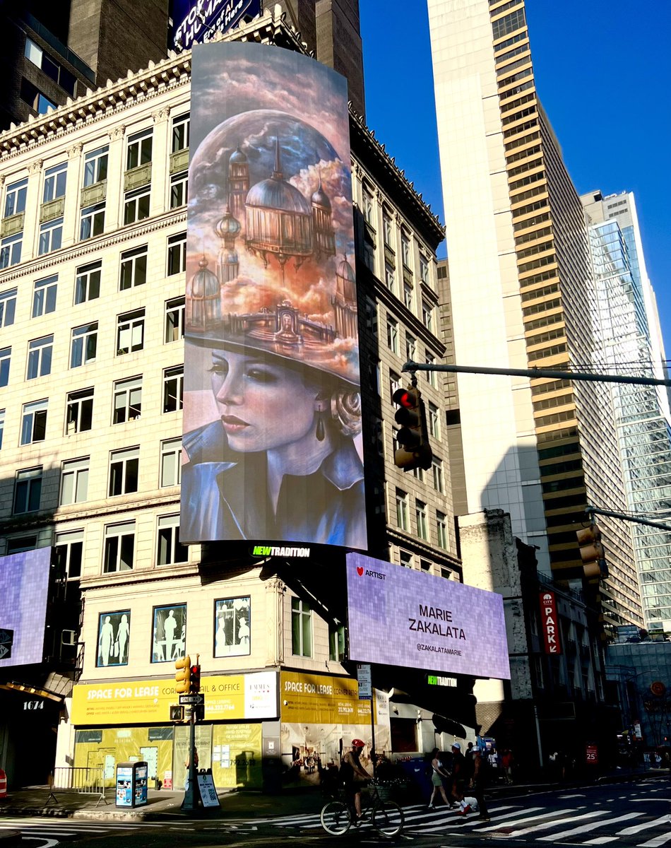 ZakalataMarie's tweet image. 🎉 Exciting News! My 50-foot artwork was displayed in the heart of Manhattan day and night!! 🌆✨
This incredible experience has been a dream come true, and the energy of the city makes it even more special! 🎨❤️
🌟 Don't miss out! It's still available on @SkurpySocial ! Check…