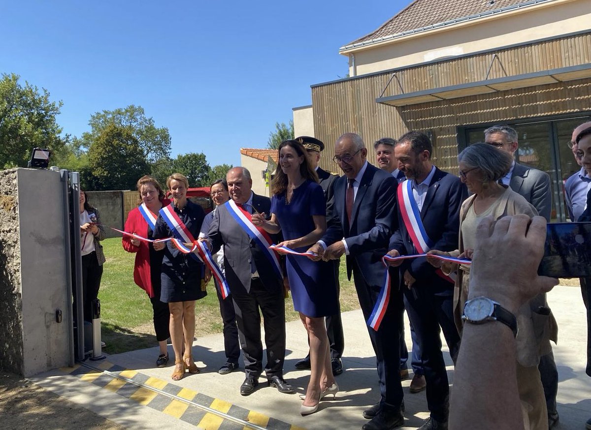 LGarnier44's tweet image. Merci à la ministre en charge du grand âge @lecocqcharlotte d’être venue en Loire-Atlantique pour inaugurer la nouvelle résidence des Myosotis à Chaumes-en-Retz