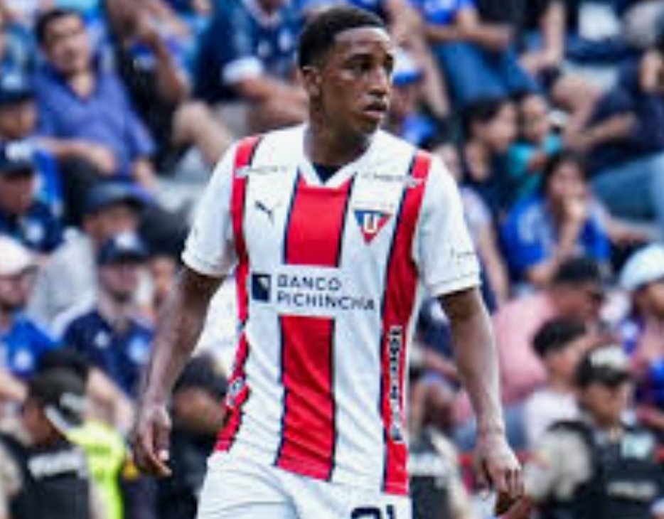 Daniel De La cruz con grandes posibilidades de vincularse al fútbol de Arabia Saudita.