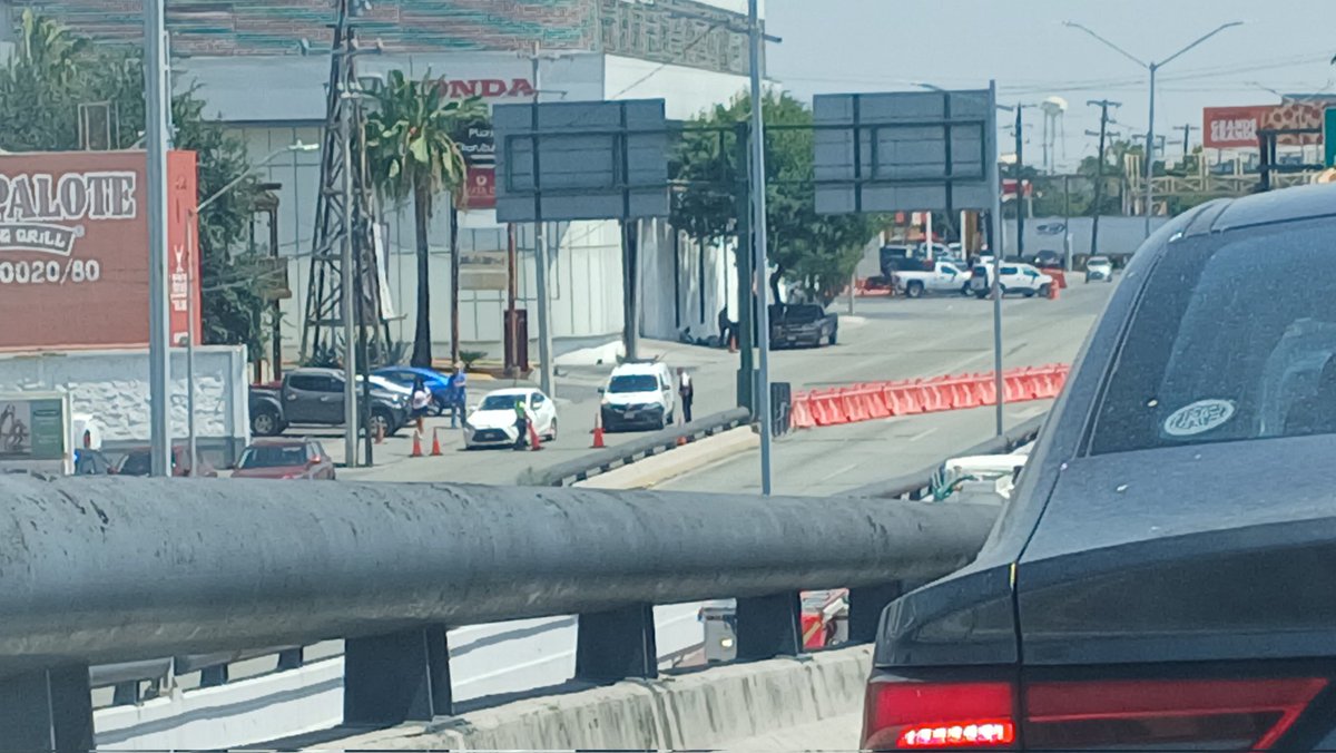 CIC (@cicmty) on Twitter photo ⚠️ #Vialidad cerrada en Av. Churubusco hacia carriles express y ordinarios, tome vías alternas #Monterrey 11:12 vía <a href="/Gufra_quin/">Gustavo Quintana</a> ⚠️ #Vialidad cerrada en Av. Churubusco hacia carriles express y ordinarios, tome vías alternas #Monterrey 11:12 vía <a href="/Gufra_quin/">Gustavo Quintana</a>