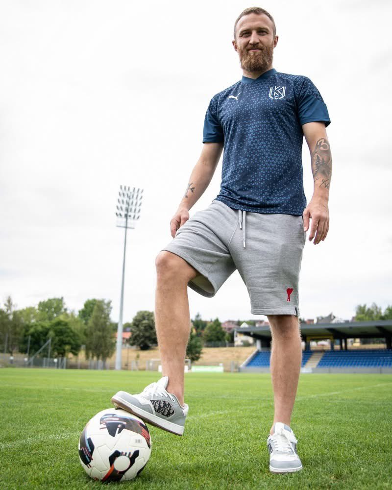 Armenian national team captain Varazdat Haroyan will play for Hungarian side Kolorcity Kazinbarcika SC.

Good luck in new chapter of your career, Vato 👏