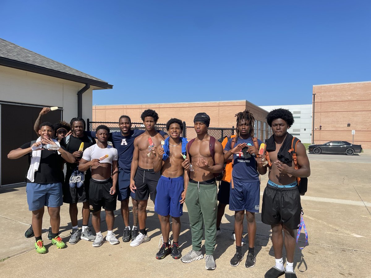 Allen Eagles Football๐๐๐๐๐ (@alleneaglesfb) on Twitter photo THIS IS ALLEN ๐
Huge s/o <a href="/CityofAllenTX/">City of Allen</a> & Community Event Planner Alicia Gray for cooling off the Allen Eagles w/ <a href="/friosallen/">Frios Allen in Watters Creek</a> Go book your next event friospops.com/locations/planโฆ
#BTB | #RecruitTheA | <a href="/usnikefootball/">Nike Football</a> THIS IS ALLEN ๐
Huge s/o <a href="/CityofAllenTX/">City of Allen</a> & Community Event Planner Alicia Gray for cooling off the Allen Eagles w/ <a href="/friosallen/">Frios Allen in Watters Creek</a> Go book your next event friospops.com/locations/planโฆ
#BTB | #RecruitTheA | <a href="/usnikefootball/">Nike Football</a>