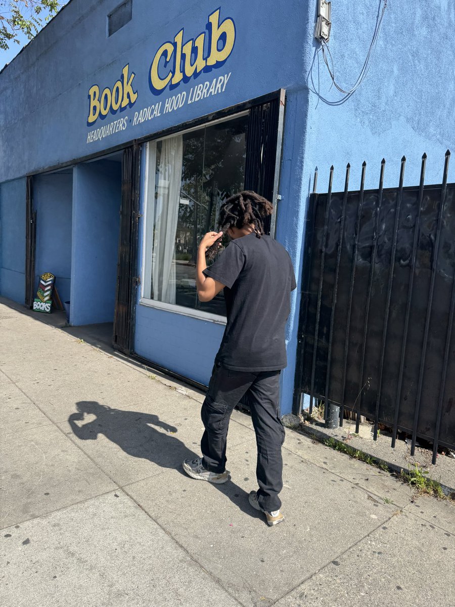 dreadxscott's tweet image. book club HQ my favorite place
