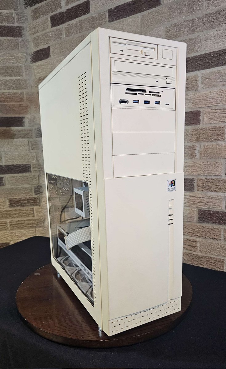 Custom PC for <a href="/theycallhimcake/">Cake</a> 
Thank you for letting me work on it!