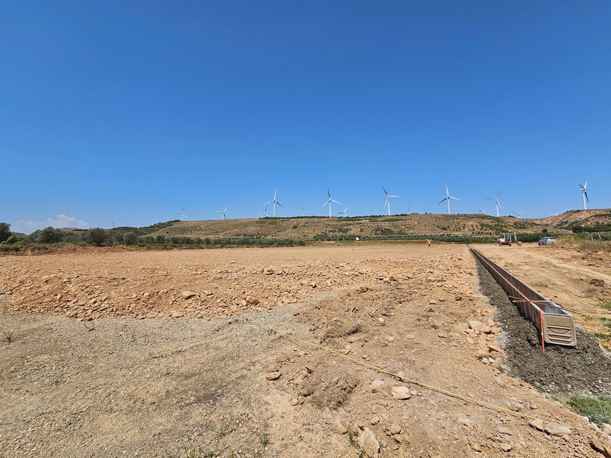 ⚽⚒️  En marcha las obras del nuevo campo de fútbol de césped artificial
Junto a las Pistas de Atletismo Municipales con un presupuesto de...
LÉELO EN:  tinyurl.com/ynpaf8he

#Obras #campodefútbol #Calahorra