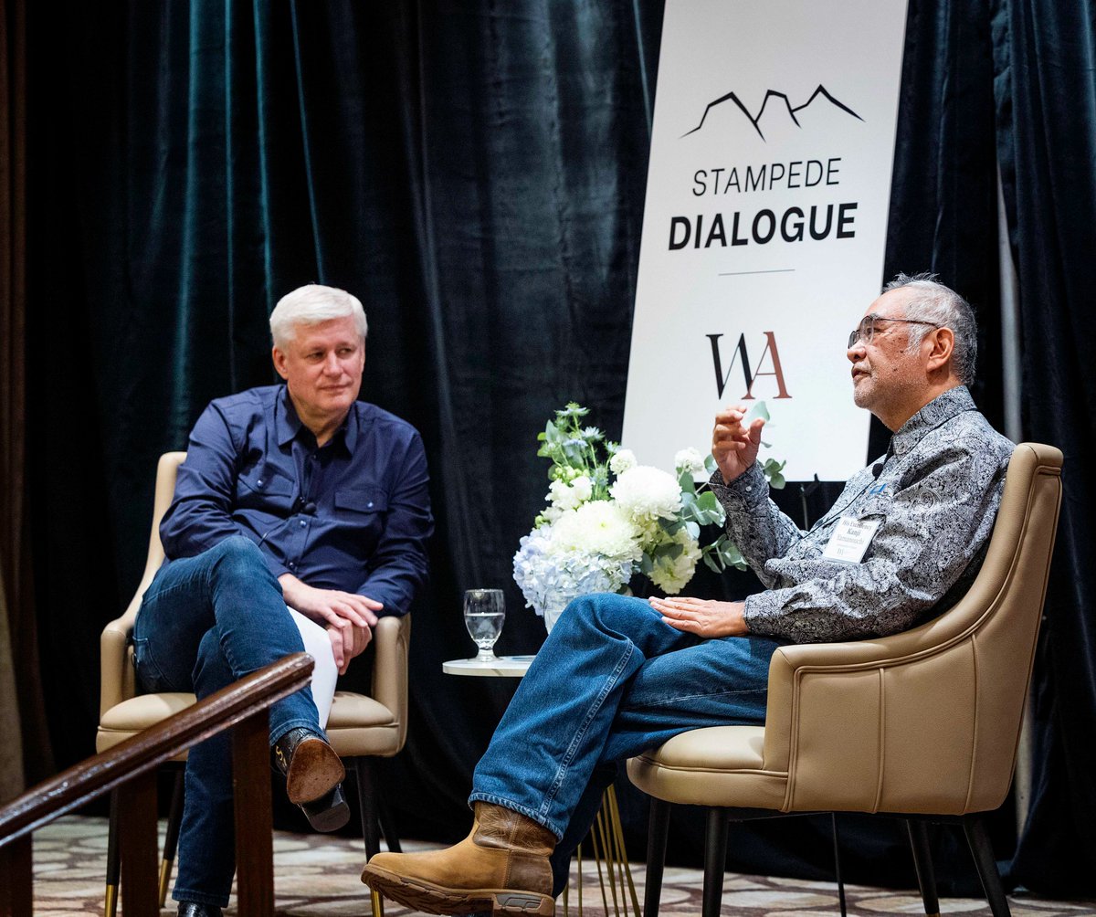 JapaninCanada's tweet image. I was grateful for the opportunity to have a very engaging and productive discussion with former Prime Minister Harper @stephenharper at the Stampede. Thank you very much! -Amb. Kanji YAMANOUCHI