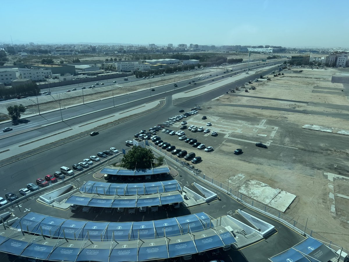 blamarre's tweet image. Assessment meetings on 2 July 2025 with the teams at @NCMKSA National Center for Meteorology and @COMETMetEd focused on the regional centers of climate change, sand and dust storms and a briefing with the Director and leadership teams for future training development. #science