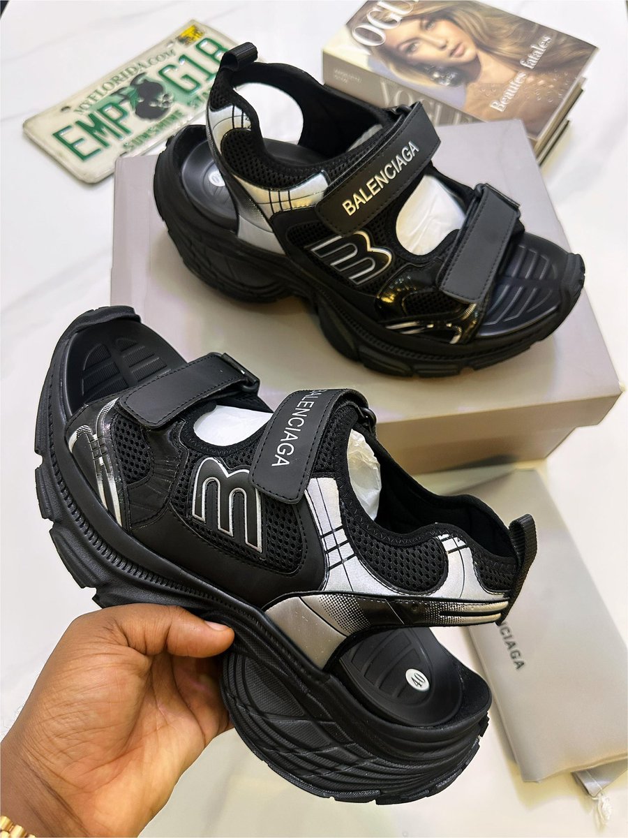 Guys, can you wear this?

Check comment for price