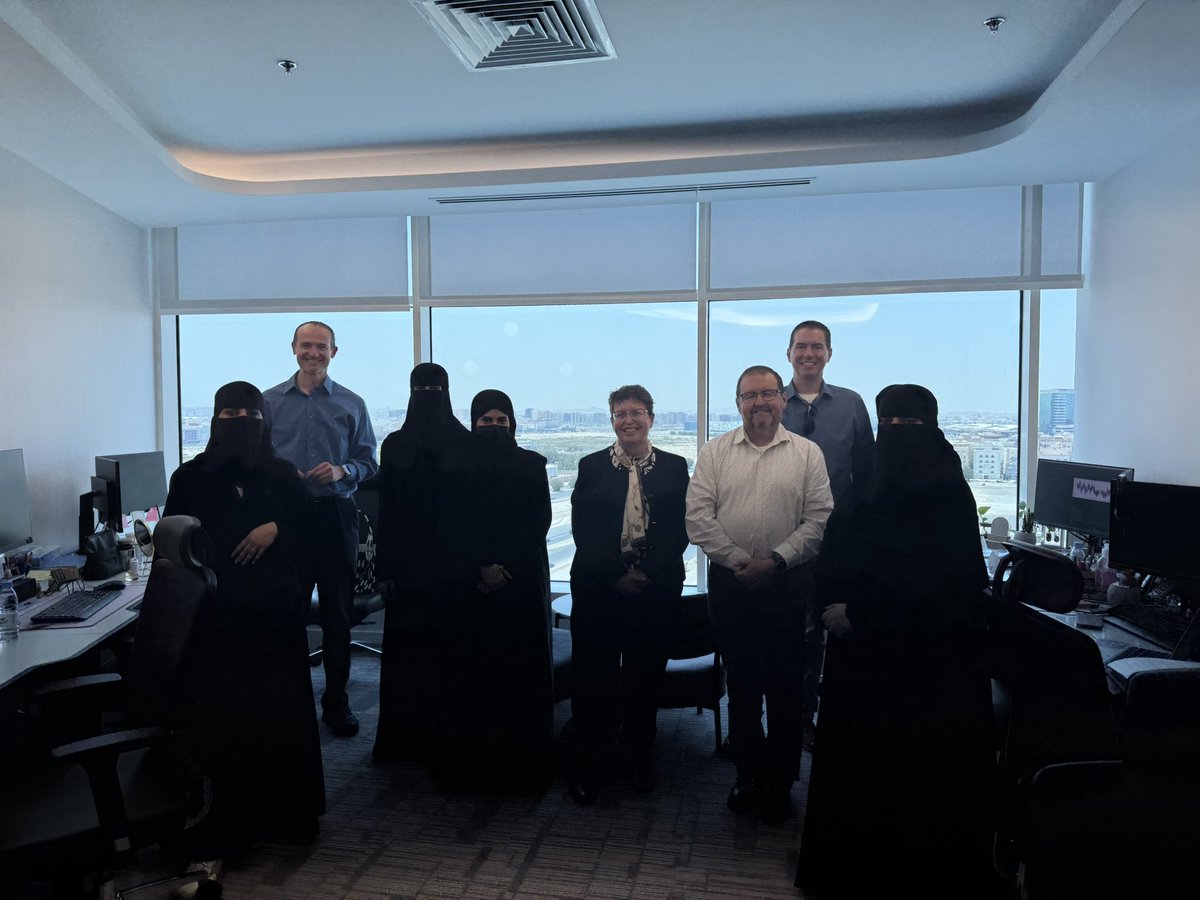 blamarre's tweet image. Consultant and assessment meetings @NCMKSA National Center for Meteorology in Jeddah, Saudi Arabia on Thu 3 July 2025 with the scientists and management from the Department of Numerical Weather Prediction focused on the WRF model and observations. #science #data #weather