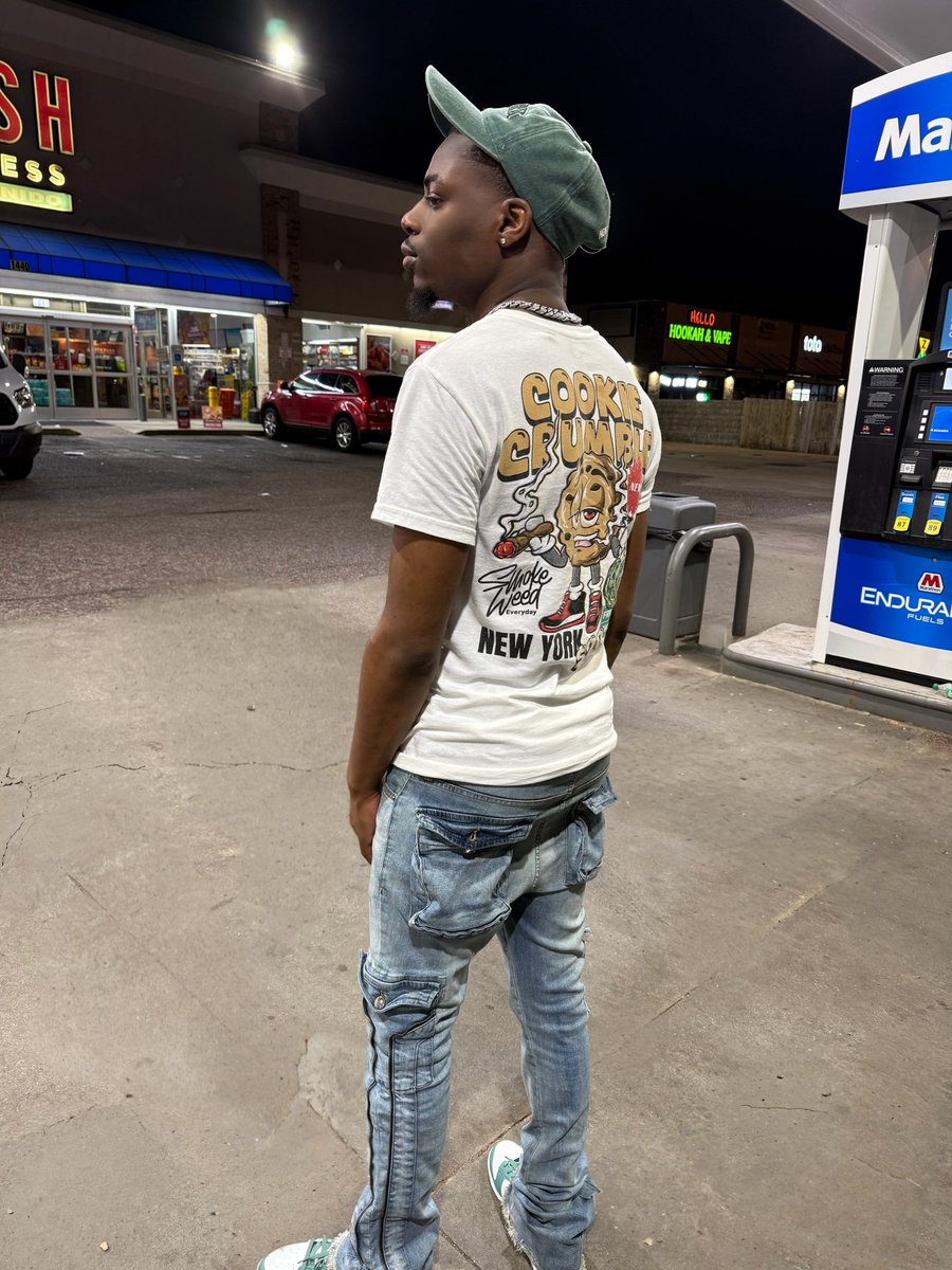DonDaHotboii's tweet photo. I’m so MF SEXY BTCH🔥🔥🔥

#TrendingNow #StreetStyle https://t.co/hWVA5T7HYj