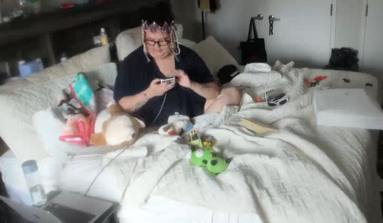 QueenTank is on
#fishtankdotlive #fishtanklive