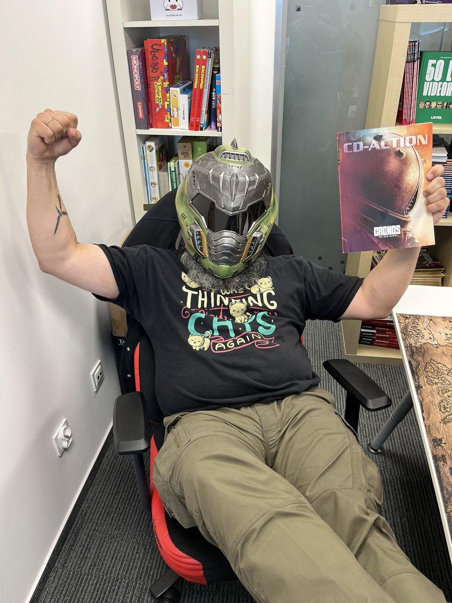 Doom Slayer taki silny, a czasopismo do góry nogami trzyma. Może hełm przeszkadza? 🤔

W dostępnym aktualnie w sprzedaży CD-Action 03/2025 znajdziecie recenzję 𝐃𝐨𝐨𝐦: 𝐓𝐡𝐞 𝐃𝐚𝐫𝐤 𝐀𝐠𝐞𝐬, której autorem jest <a href="/KrigorePL/">Grzegorz Karaś</a>. Na naszej stronie internetowej drugi tekst o