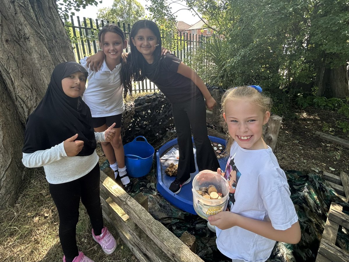 Mrs Ward 🌻 tweet media