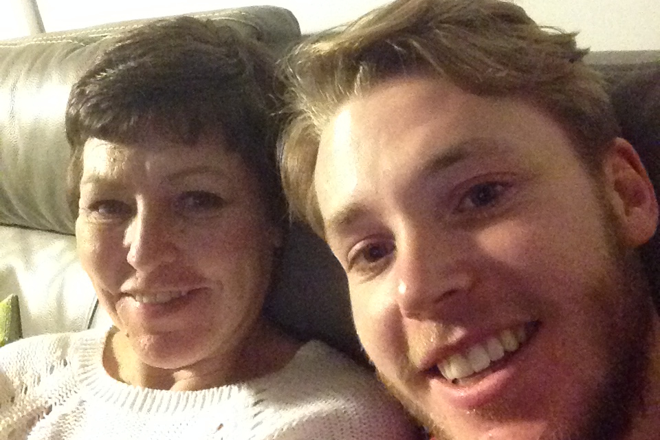 A huge #ThankYouThursday to Conor Bird from #Ramsgate, who is planning to run 330 miles from our #Thanet hospice in #Margate to Belfast, in memory of his mum, Barbara, who we cared for. Conor has already raised nearly £1,000! Read his story: ow.ly/9unG50WnNUU 🏃 💪 👏 ✨ 💙