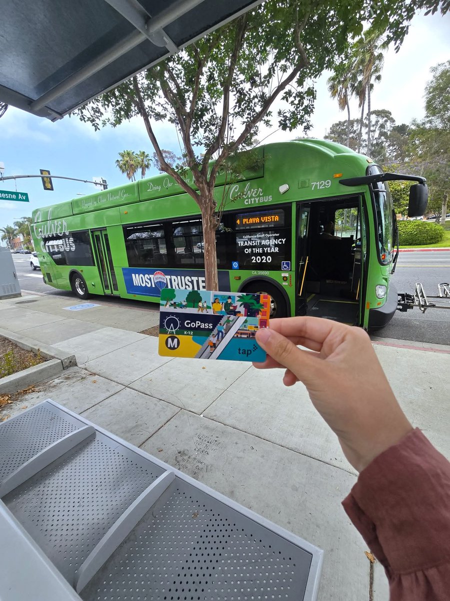 CulverCityBus's tweet image. CCUSD students, your 24-25 GoPass is more than a way to get to & from school!
Use your GoPass to take Line 1 WB to Venice Beach ⛱ or Line 1 EB to the Culver City Station to explore DTLA & MORE!
24-25 GoPass are valid through September 30, 2025!