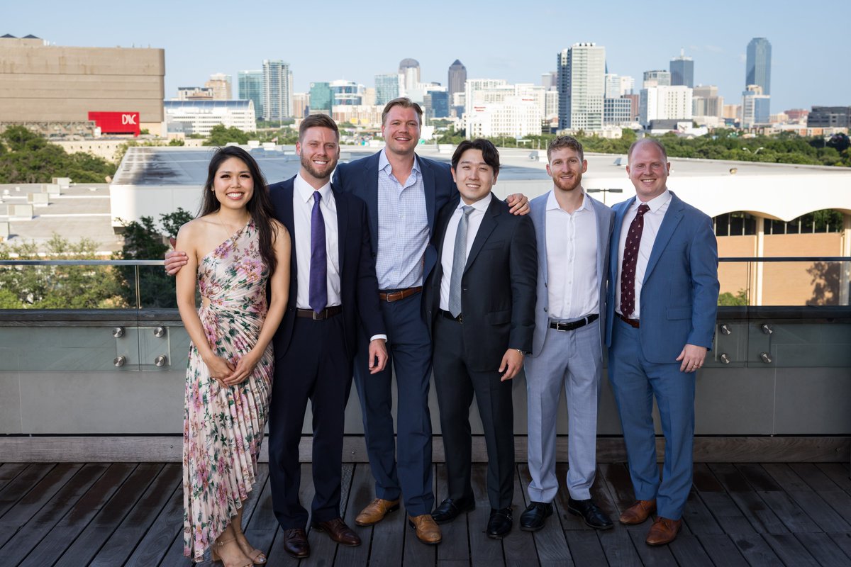 utswortho's tweet image. Last month, we had our graduation dinner for our class of 2025 residents.
During the dinner, #UTSWOrtho honored the graduating residents and their achievements as well as the faculty who helped them along the way.
Check out the highlights!
@DrAntoniaChen #utsouthwestern