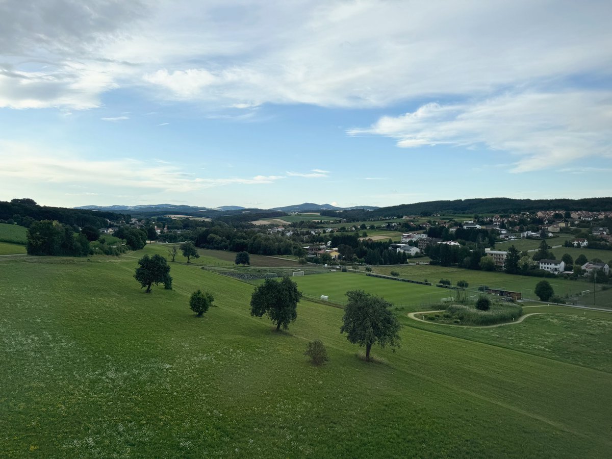 Beautiful setting to prepare for a big <a href="/WBA/">West Bromwich Albion</a> season 🇦🇹💙🤍⚽️