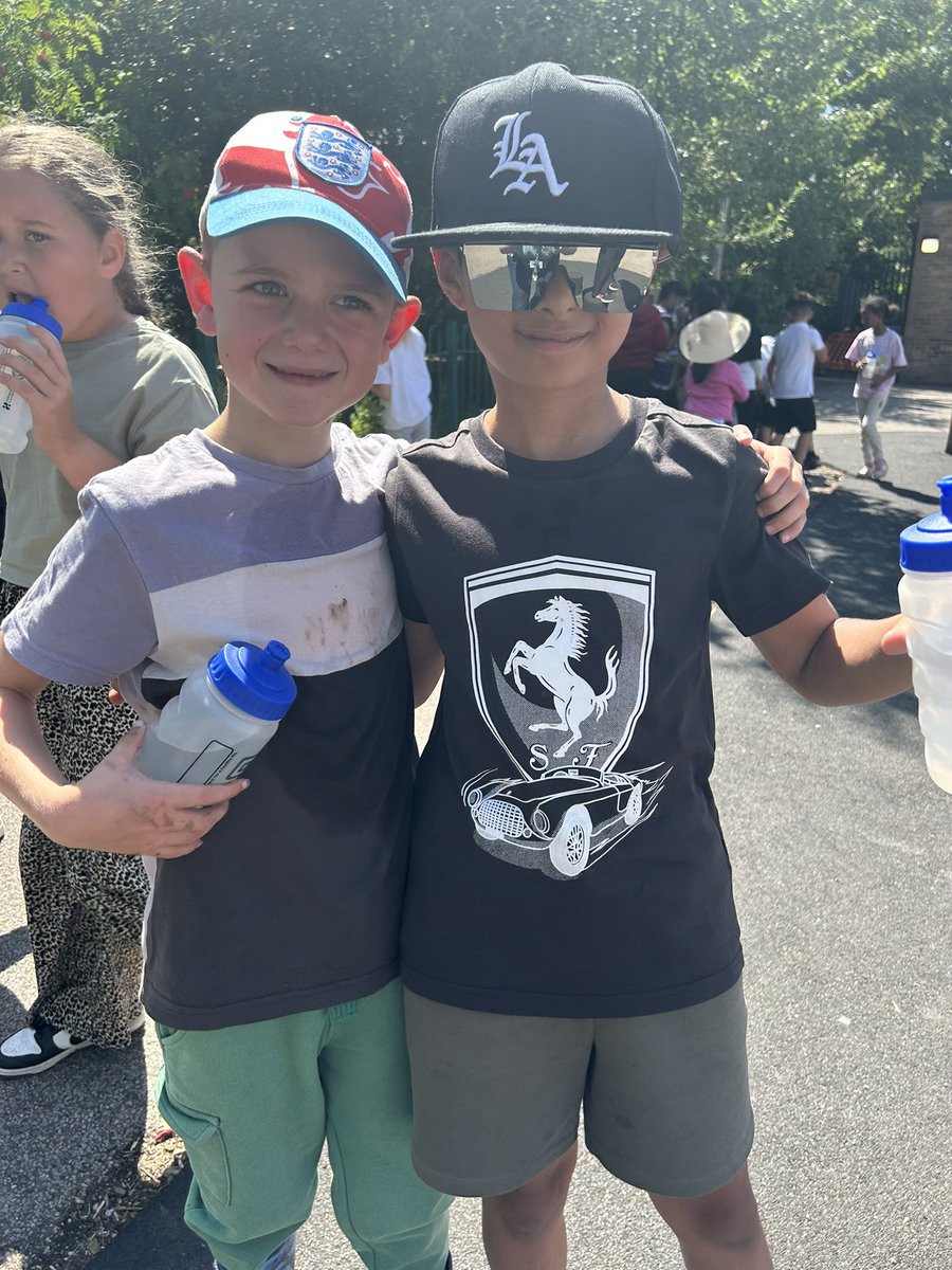 Mrs Ward 🌻 tweet media