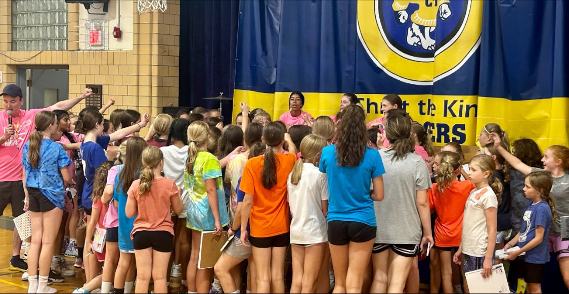 July Camp starts MONDAY (2 full days of training) Register here: fullcourthoops.leagueapps.com/camps/4587278-…
