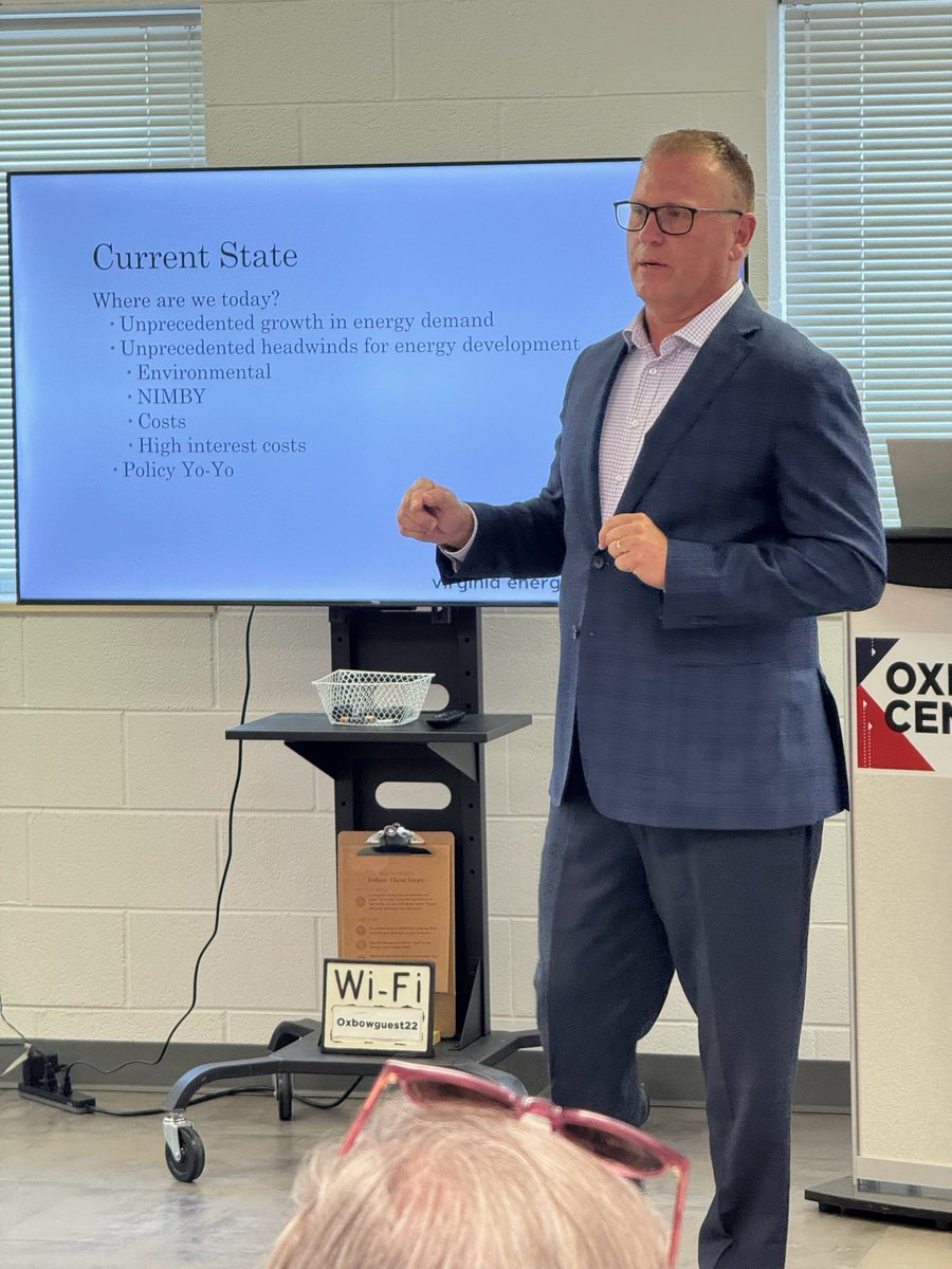 VARuralCenter's tweet image. #VRLI dove into energy policy with Jake Holmes, @AppalachianPowe External Affairs Manager and Will Clear, Managing Partner for VA Energy Strategies.
With data centers and AI, there’s unprecedented growth in energy needs and rural communities will be part of the solution.