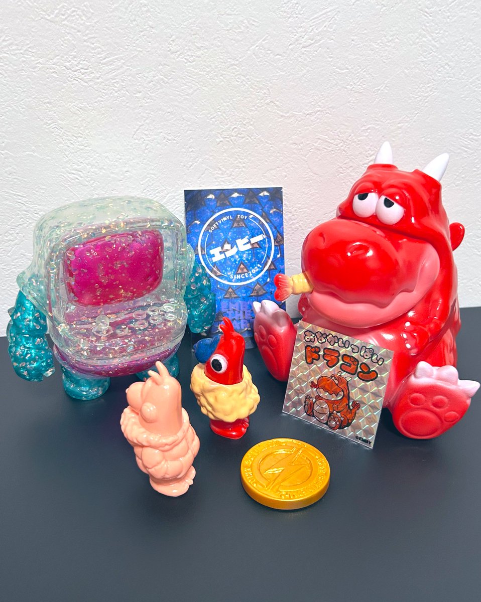 エンビーさんのソフビ 表情がめちゃキュートな