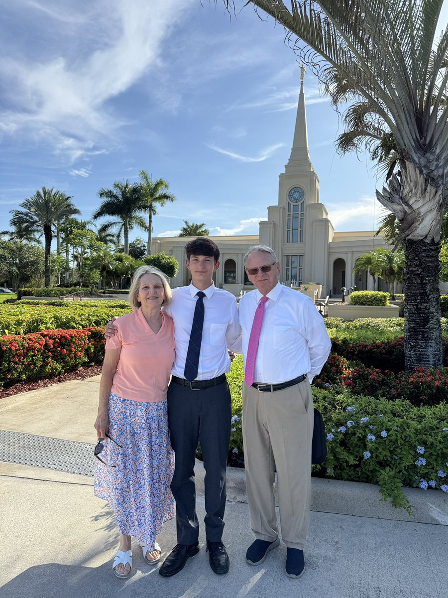 AutoSelect123's tweet image. Life doesn’t get better than this being with your grandson graduating from high school heading to BYU and receiving his endowment in beautiful Temple of our Lord my Joy and happiness this day is beyond words
