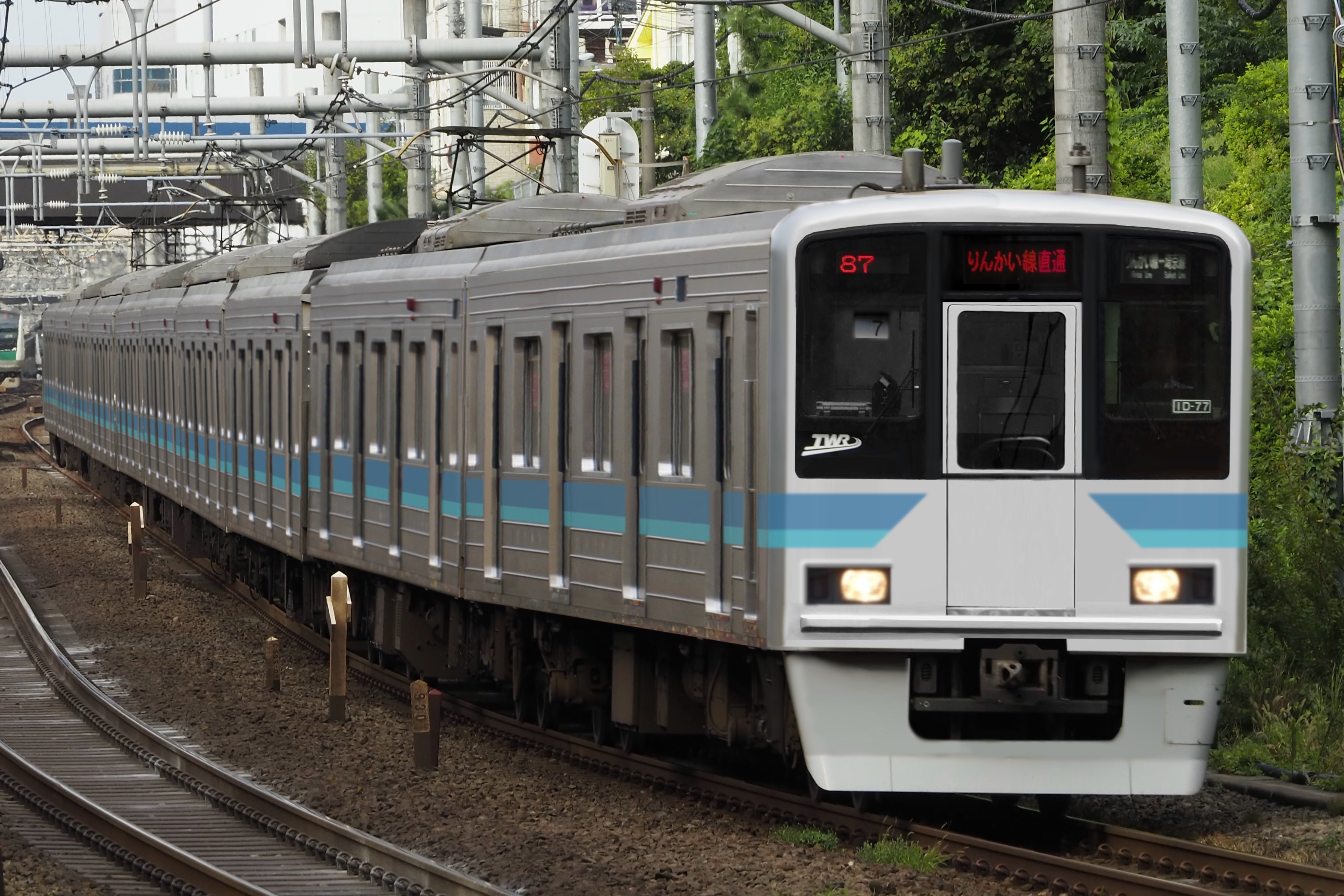 つねりん No.219 1-4369-01 共通摺合連結管（減圧用・中管付き） TS15／25 CL0210