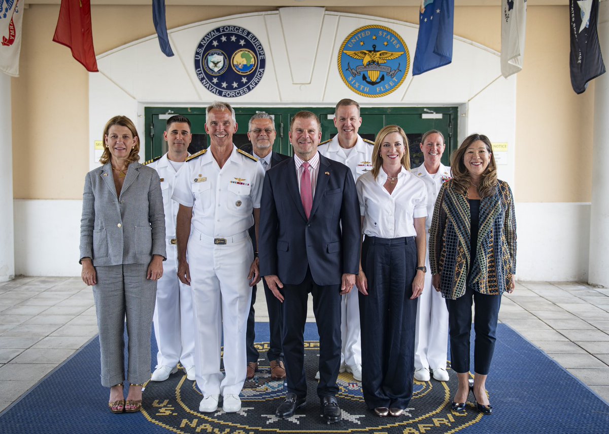 USAmbItaly's tweet image. Honored to visit the NSA @USNavy base in Capodichino, Naples. A strategic hub supporting allied forces across the Mediterranean and beyond.
Southern Italy is home to thousands of U.S. service members and their families. The United States is deeply grateful to the institutions…