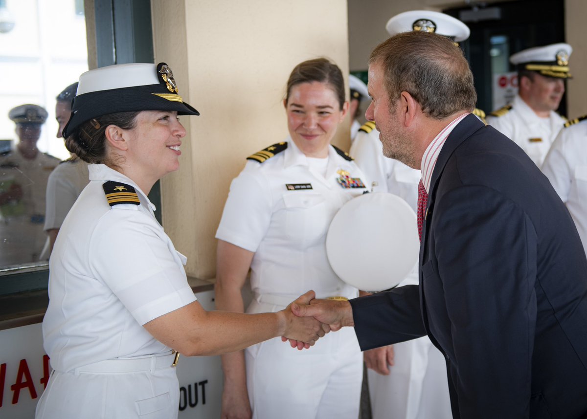 USAmbItaly's tweet image. Honored to visit the NSA @USNavy base in Capodichino, Naples. A strategic hub supporting allied forces across the Mediterranean and beyond.
Southern Italy is home to thousands of U.S. service members and their families. The United States is deeply grateful to the institutions…
