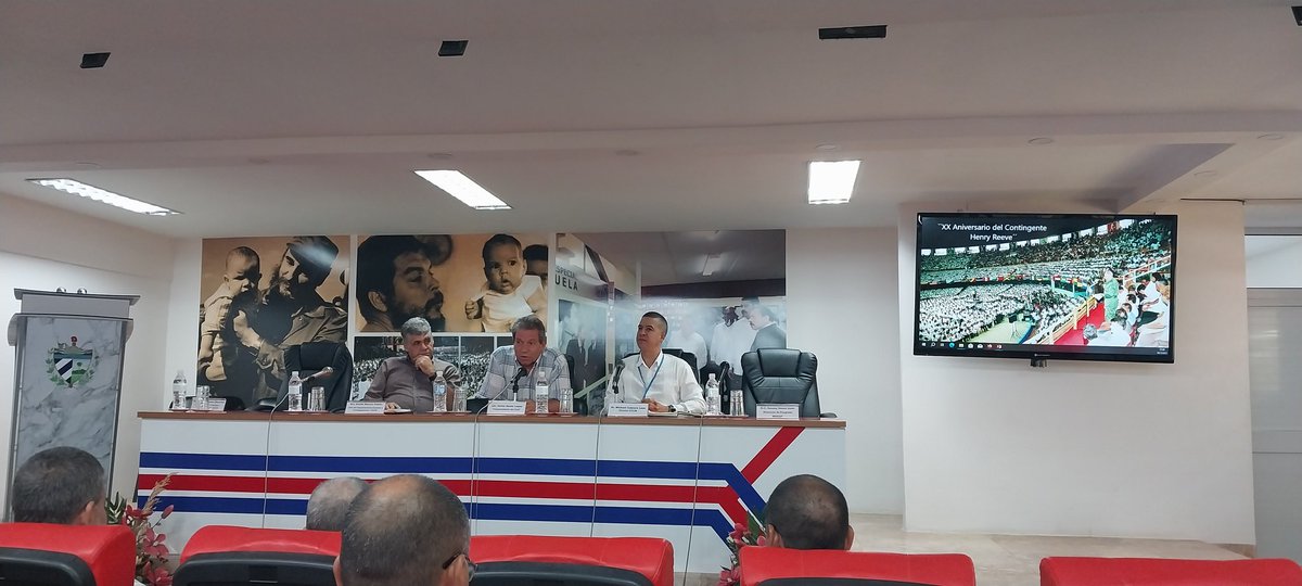 Cuarto día de sesiones de la XXIII Reunión de Jefes de Brigadas Médicas en el Exterior con la presencia de Victor Gaute Vicepresidente del ICAP donde aborda temas relacionados con la solidaridad. #CubaCoopera #BMCGuineaBissau