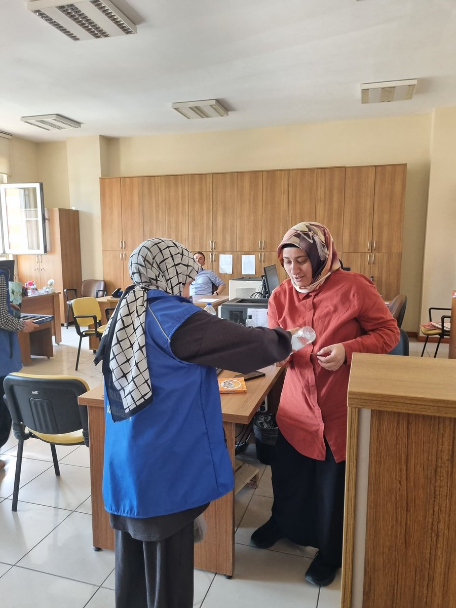 Kastamonu Kağan Talip Tığlı Gençlik Merkezi olarak, 10 Temmuz Dünya Hukuk Günü kapsamında gönüllülerimizle birlikte Kastamonu Adliyesi’ni ziyaret ettik.⚖️

#KastamonuGençlikMerkezi 
#GSBGM