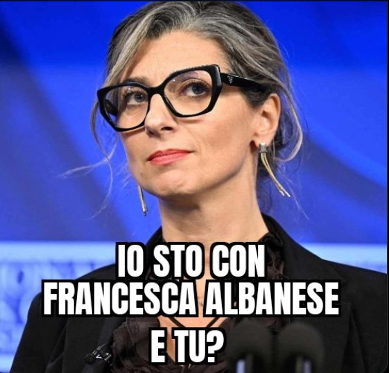 Il mondo è tenuto insieme dall'amore e dalla passione di pochissime persone.

James Baldwin