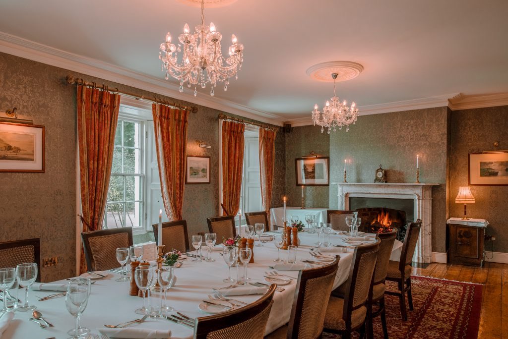 There’s a group of you requiring Private Dining for that special occasion? Then our elegant Ballroom at Ghan House or the intimate Dining Room could be the perfect place for your next celebration!🎉 
#GhanHouse #Carlingford #IrelandsBlueBook #eventhire #eventplanning #finedining