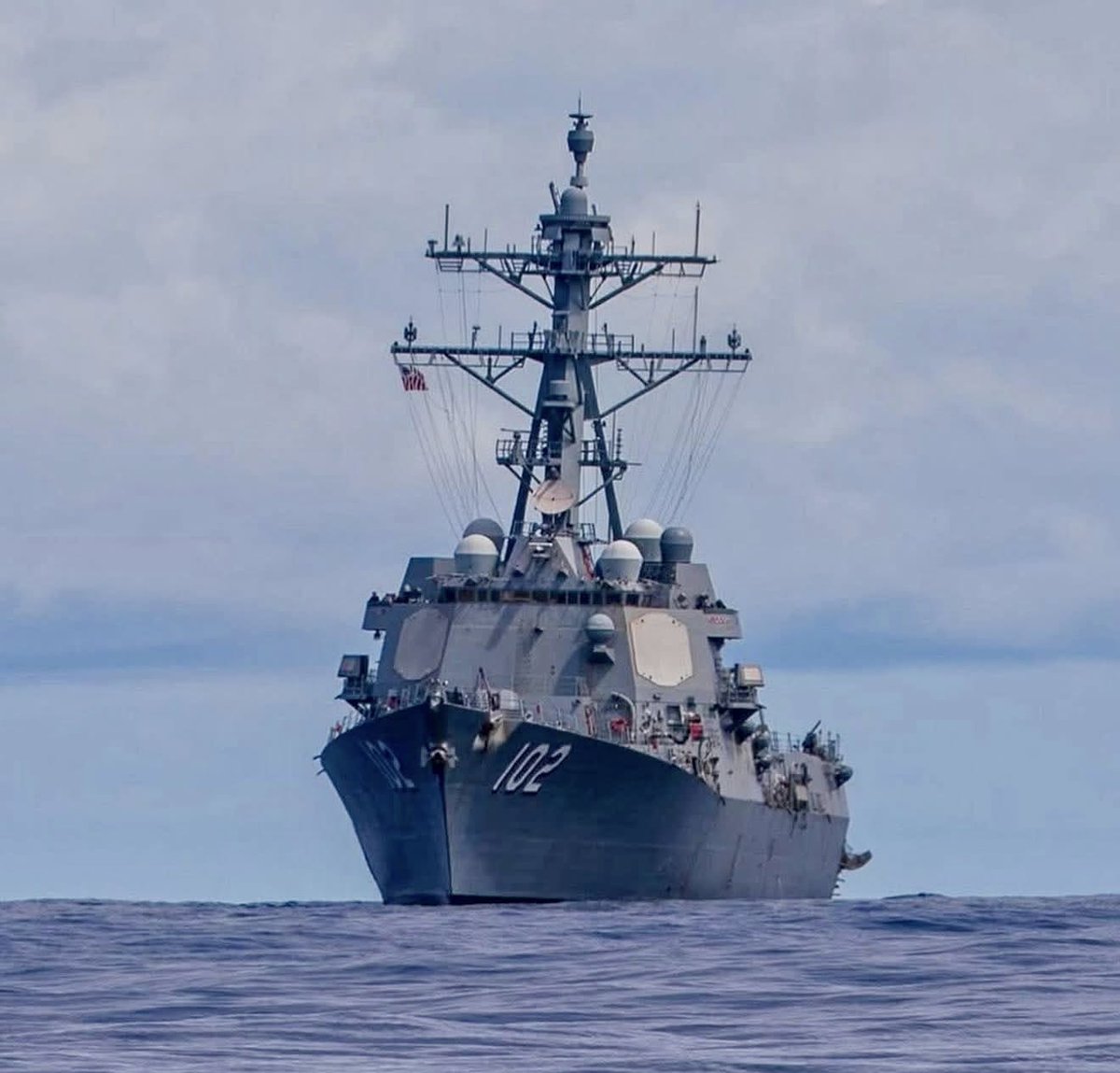 USCG's tweet image. 7,850 pounds of cocaine valued at $58 million. Coast Guard Law Enforcement Detachment 105 and the U.S. Navy intercepted a major cocaine shipment in the Eastern Pacific.
Nearly 80% of U.S.-bound narcotics seizures occur at sea. As America’s maritime counter-drug leader, the Coast…