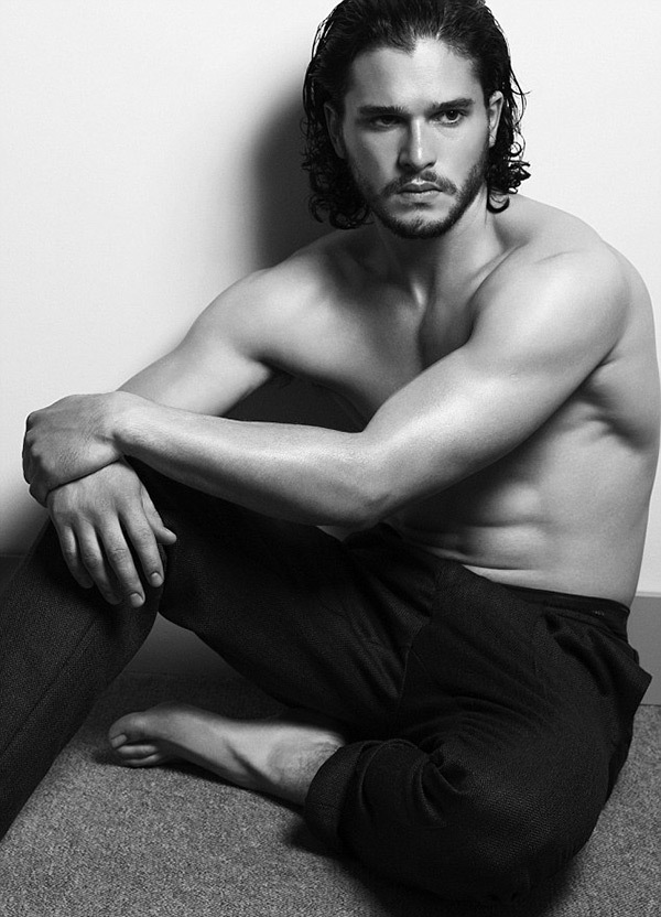 Bienvenida <a href="/auri5468/">Aurora 🅰️🪷</a> 😉 #KitHarington