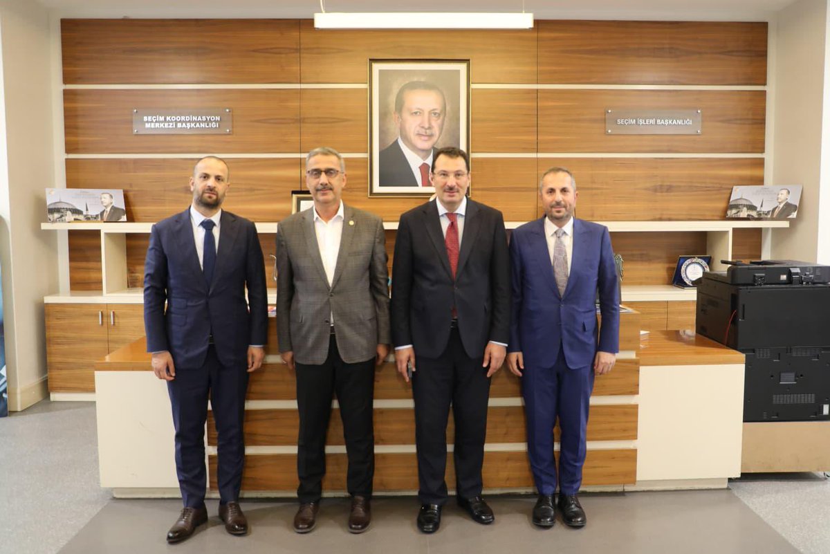 Fiskobirlik Genel Başkanı ve Sakarya Milletvekilimiz Sn. Lütfi Bayraktar’a, SATSO önceki dönem Meclis Başkanımız Talip Kuriş ile ziyaret gerçekleştirdik.

Yakın ilgisinden dolayı kendilerine teşekkür ediyoruz.