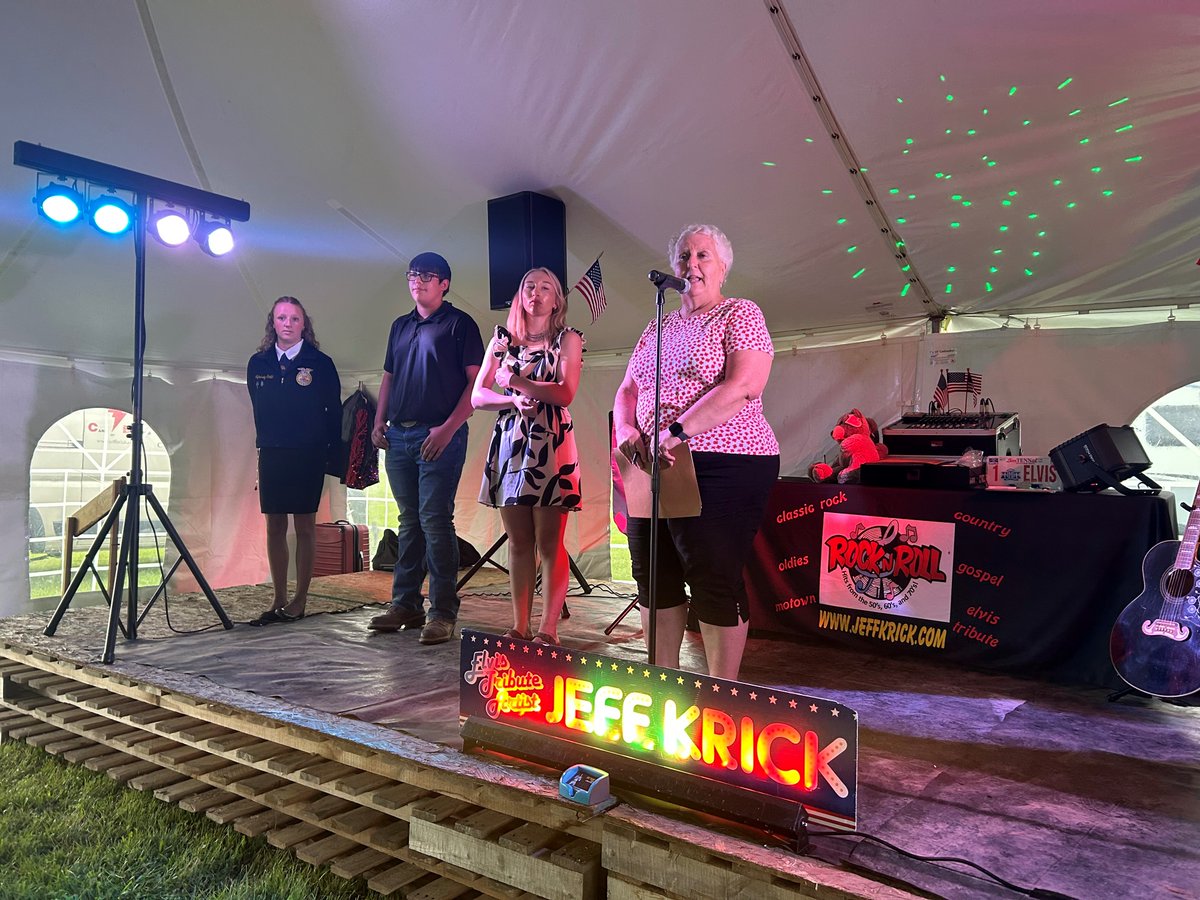 SenatorGebhard's tweet image. Great night at the Berks County Fair celebrating our future agricultural leaders!
🌟 Congrats to Hailey Blatt and Zachary Gougler, named Outstanding 4-H Members, and Lyndsey Smith, honored as Outstanding FFA Member.
#BerksCountyFair #4H #FFA