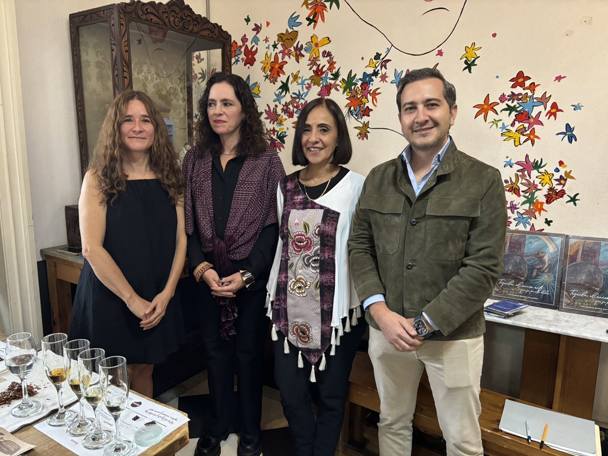 Cuando dos regalos de México🇲🇽 para el mundo 🌎 hablan el mismo idioma, nace algo maravilloso.

Participamos en una cata maridaje en el Museo del Chocolate en coordinación con <a href="/ChocolateMUCHO/">MUCHO Chocolate</a> <a href="/aschocomx/">Aschoco</a> <a href="/ConsejoCC/">Consejo Comunicación</a>.