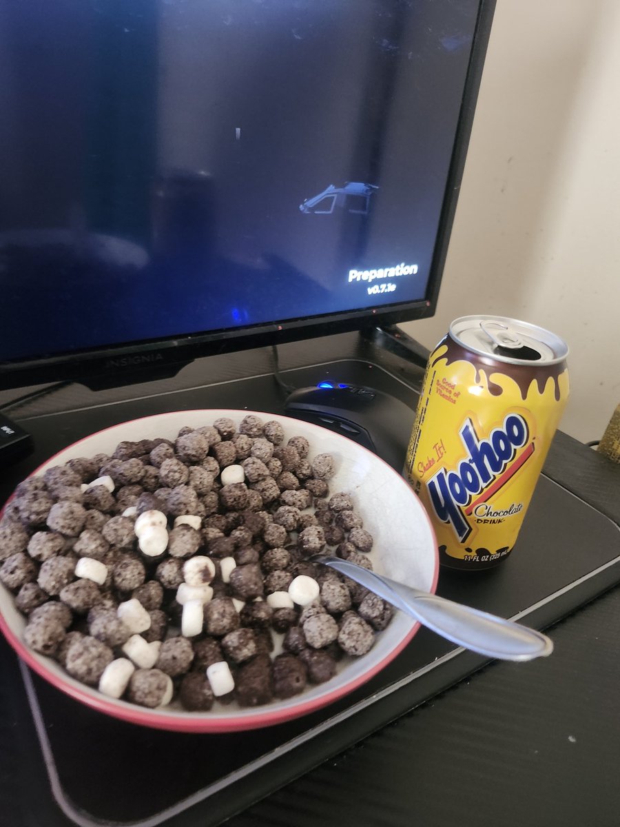 its__Rift's tweet image. Breakfast before video.
YooHoos rock!
#oreopuffs #breakfast #yoohoo #zonefeed