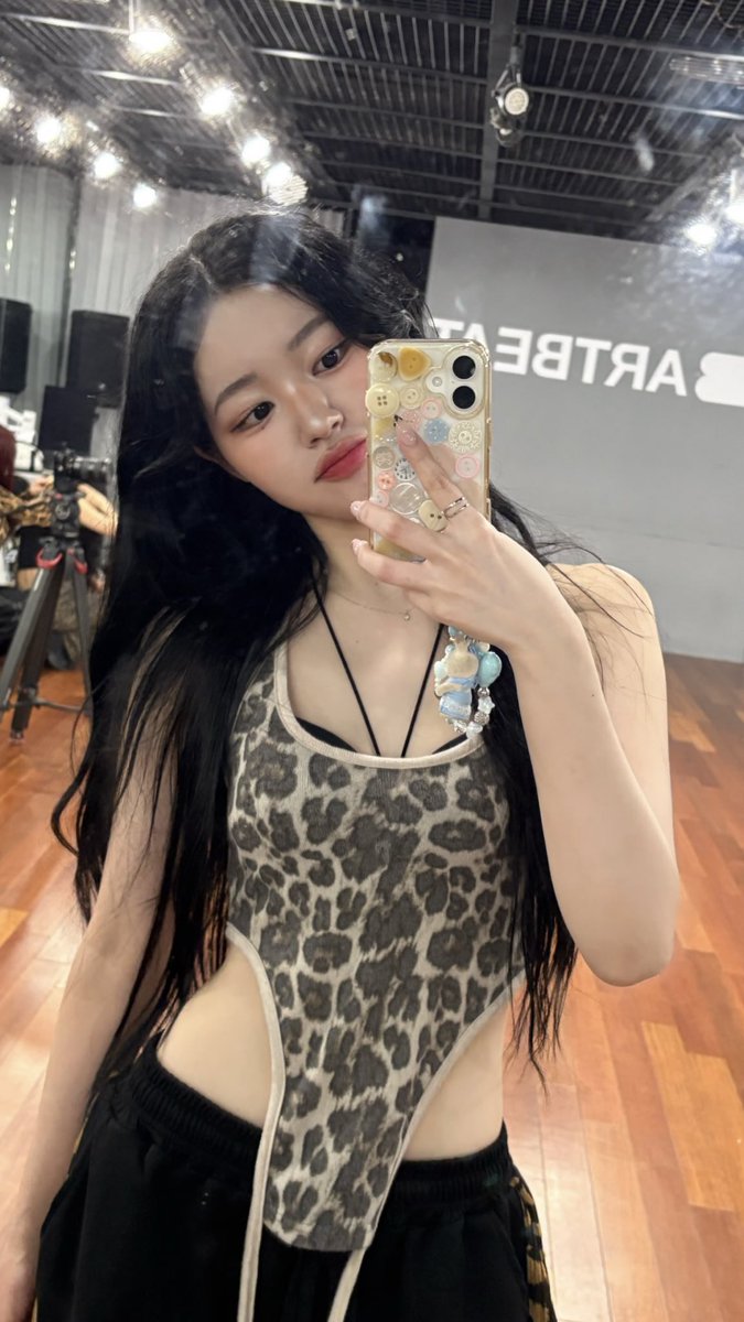 yubniyubin's tweet photo. yubin in her primest era 🐯

#artbeat #ohyubin #ab_yubin https://t.co/lEFgD6gOz6