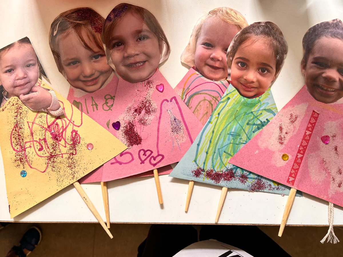 Nursery has been exploring #ThePaperDolls by #JuliaDonaldson - a tale of memory, imagination, &amp; growing up. 

We’ve been talking about special memories &amp; all the ways we’ve changed this year. It's incredible to see how much they’ve grown: in confidence,  kindness, &amp; creativity.