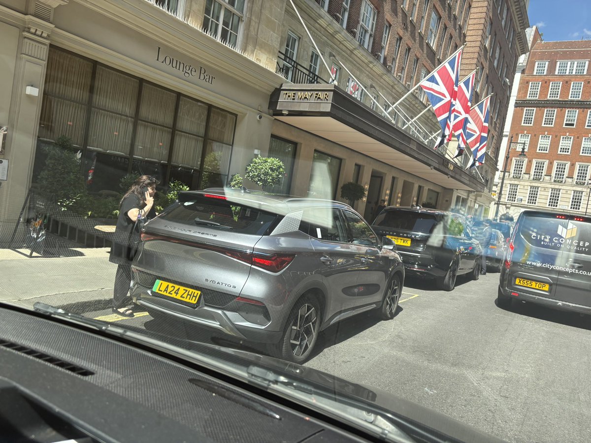Every single day <a href="/TfLTPH/">TfL Taxi & Private Hire</a>